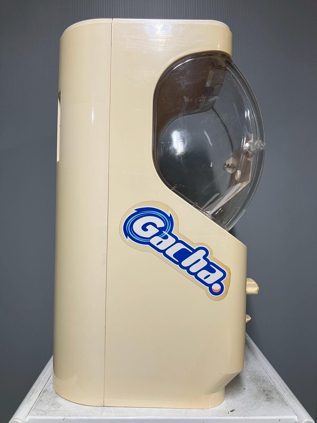 特価品SHO-003B【ユージン】スリムボーイハーフサイズ 中古ガチャガチャ本体