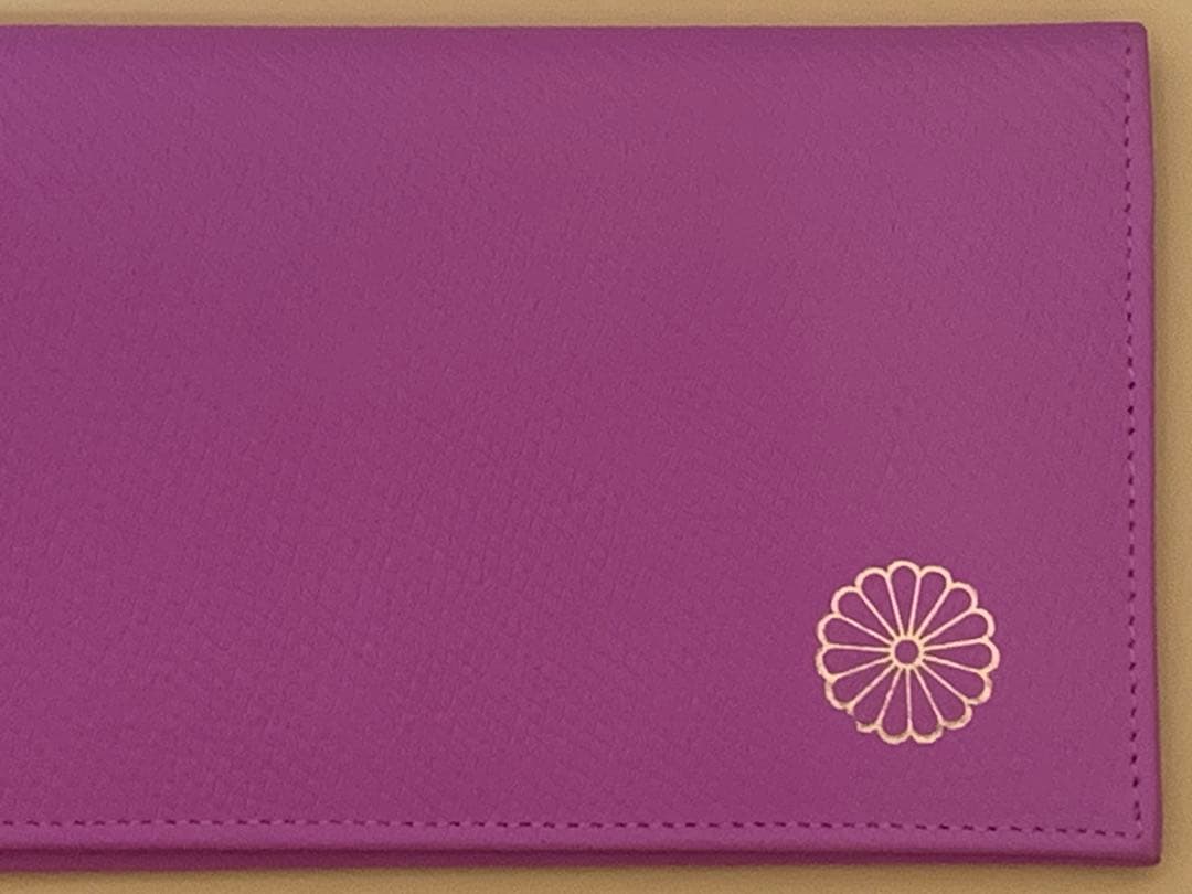★超美品・ほぼ未使用★皇居 長財布 ピンク