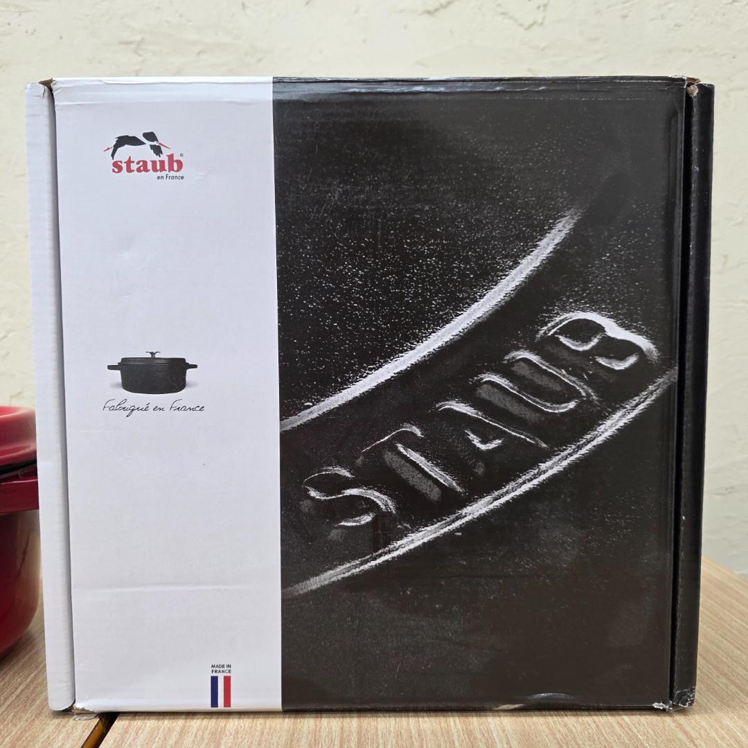 STAUB ココットラウンド鋳鉄製 両手鍋 24cm 赤