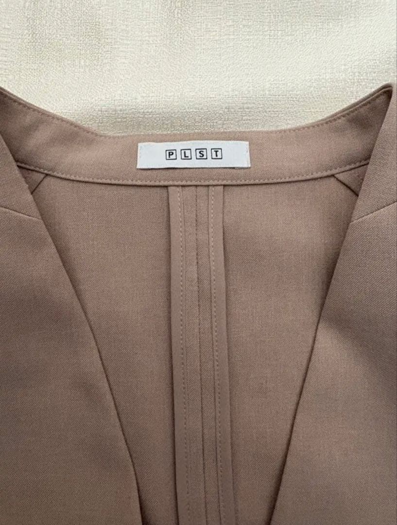 PLST　2024年モデル プレミアムオックス　セットアップ　ベージュ　XS