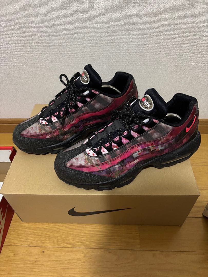 Nike Air Max 95 チェリーブロッサム