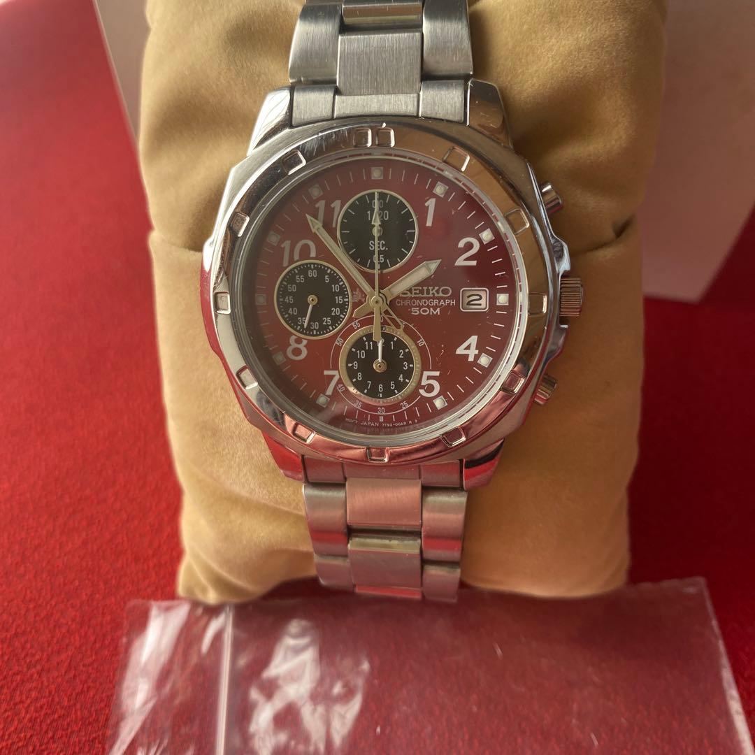SEIKO クロノグラフSND 495腕時計レッド　電池交換済