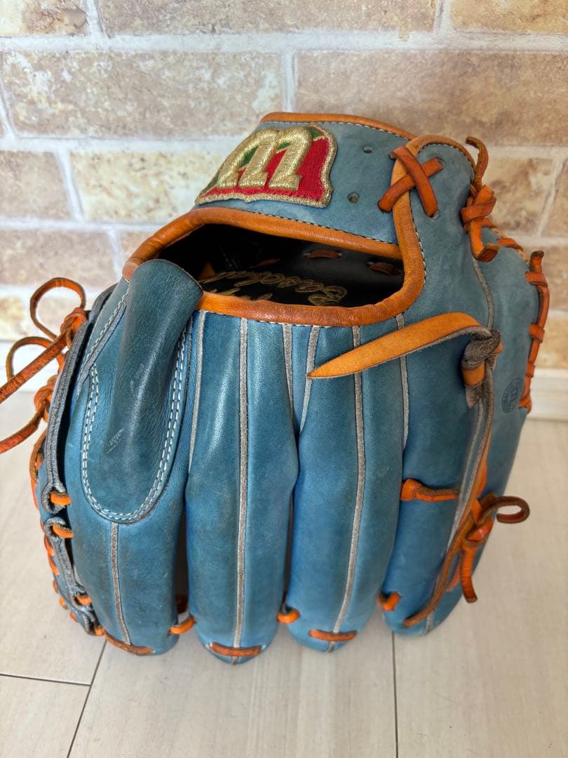 硬式グローブ 青 本革