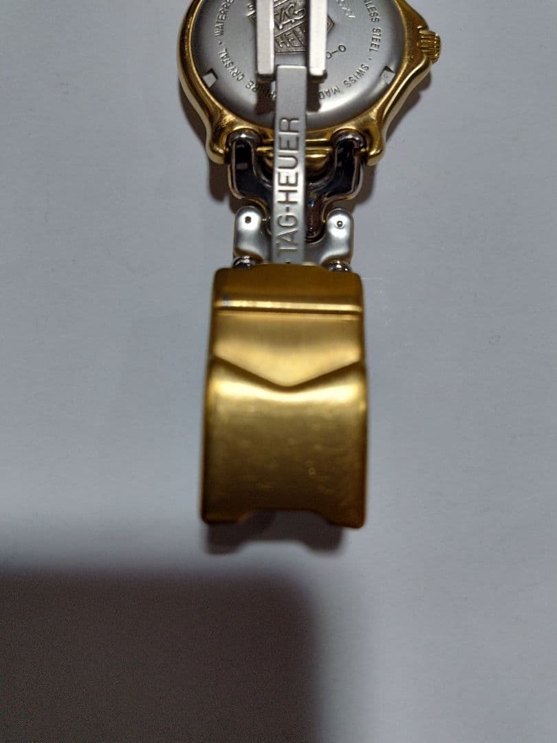 タグホイヤーセル　プロフェッショナル