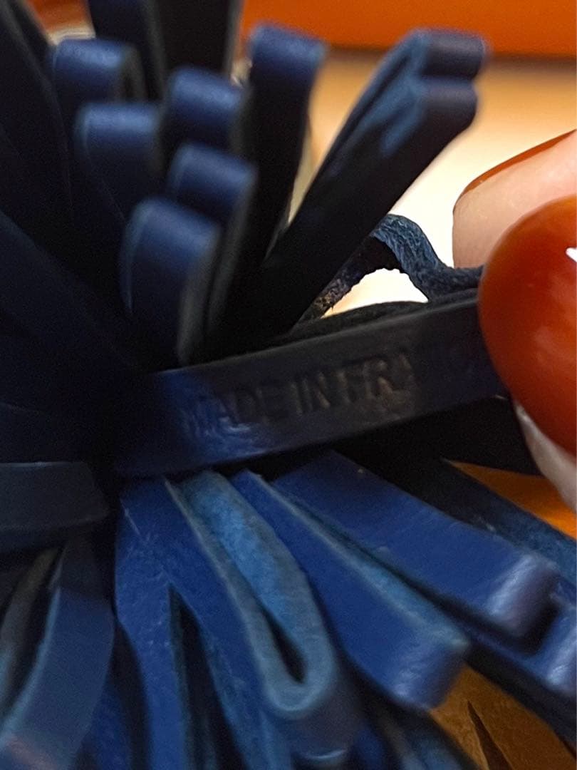 エルメス　ウノドス　カルメン