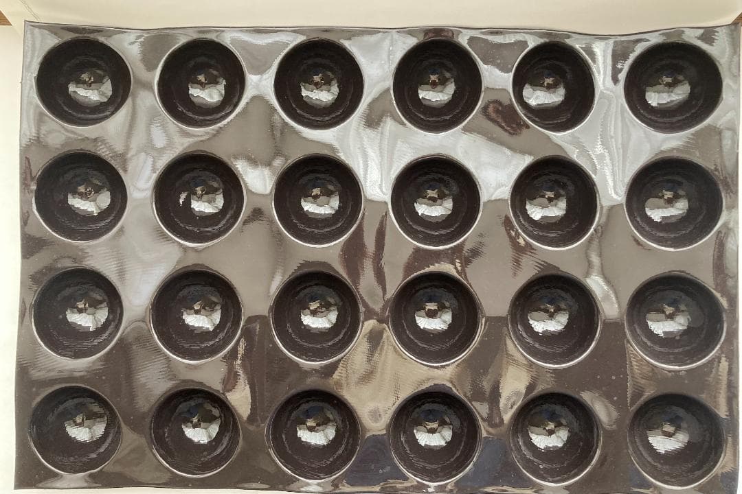 フレキシパン　ドーム型　24個取り