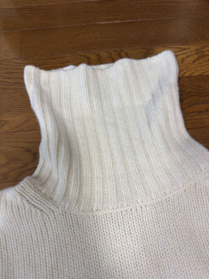 ROPE タートルネックニット