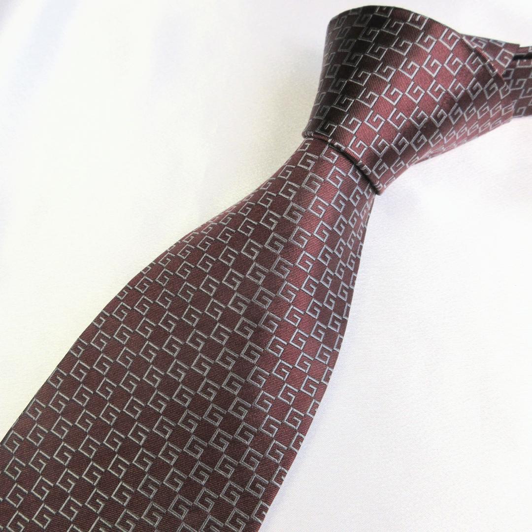 未使用☆グッチ　Gロゴ　茶色　ネクタイ