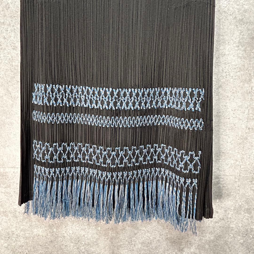 （1月3日まで限定） ISSEY MIYAKE PLEATS PLEASE 美品