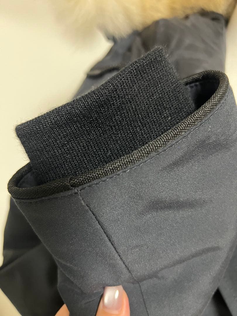 最終値下げ‼︎【美品】カナダグース　ダウンSサイズ