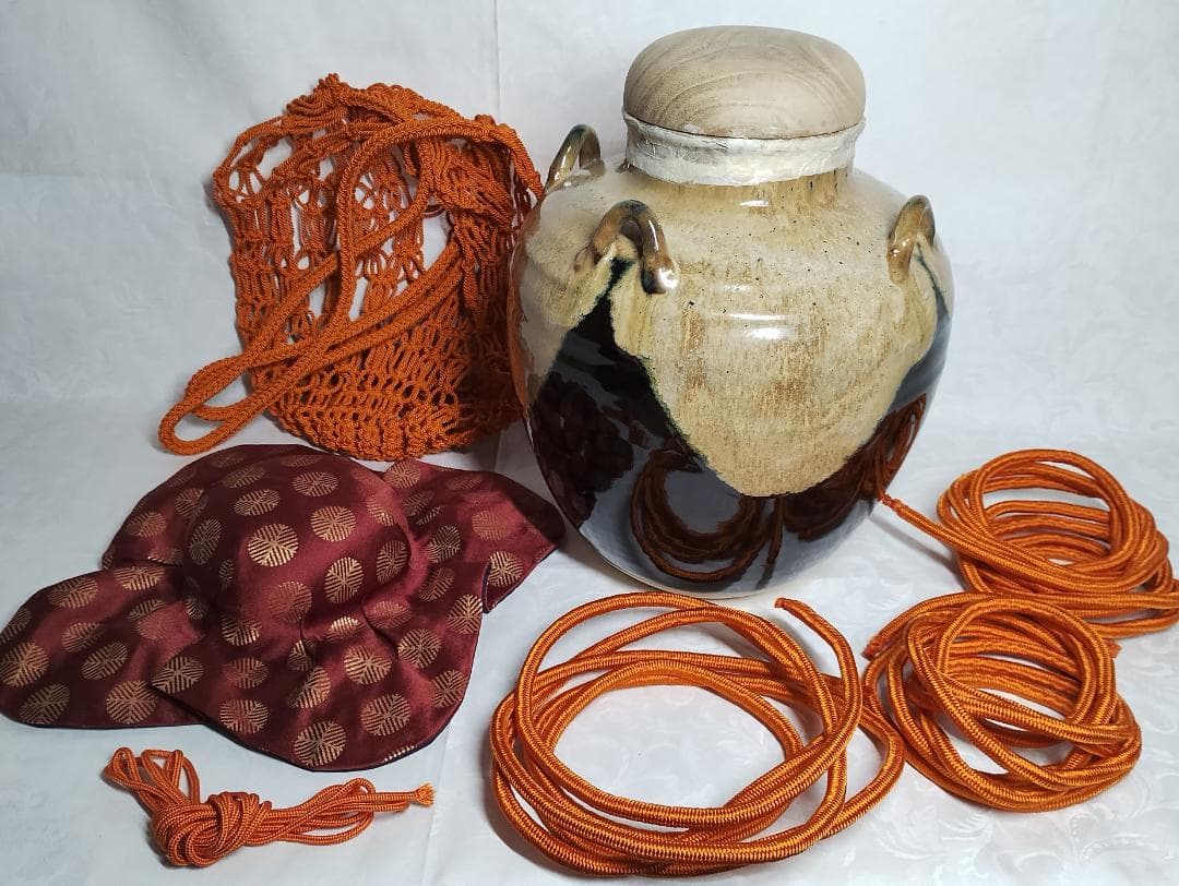 高台寺窯　森里陶楽造 天目釉 飾壷 三本紐・網紐