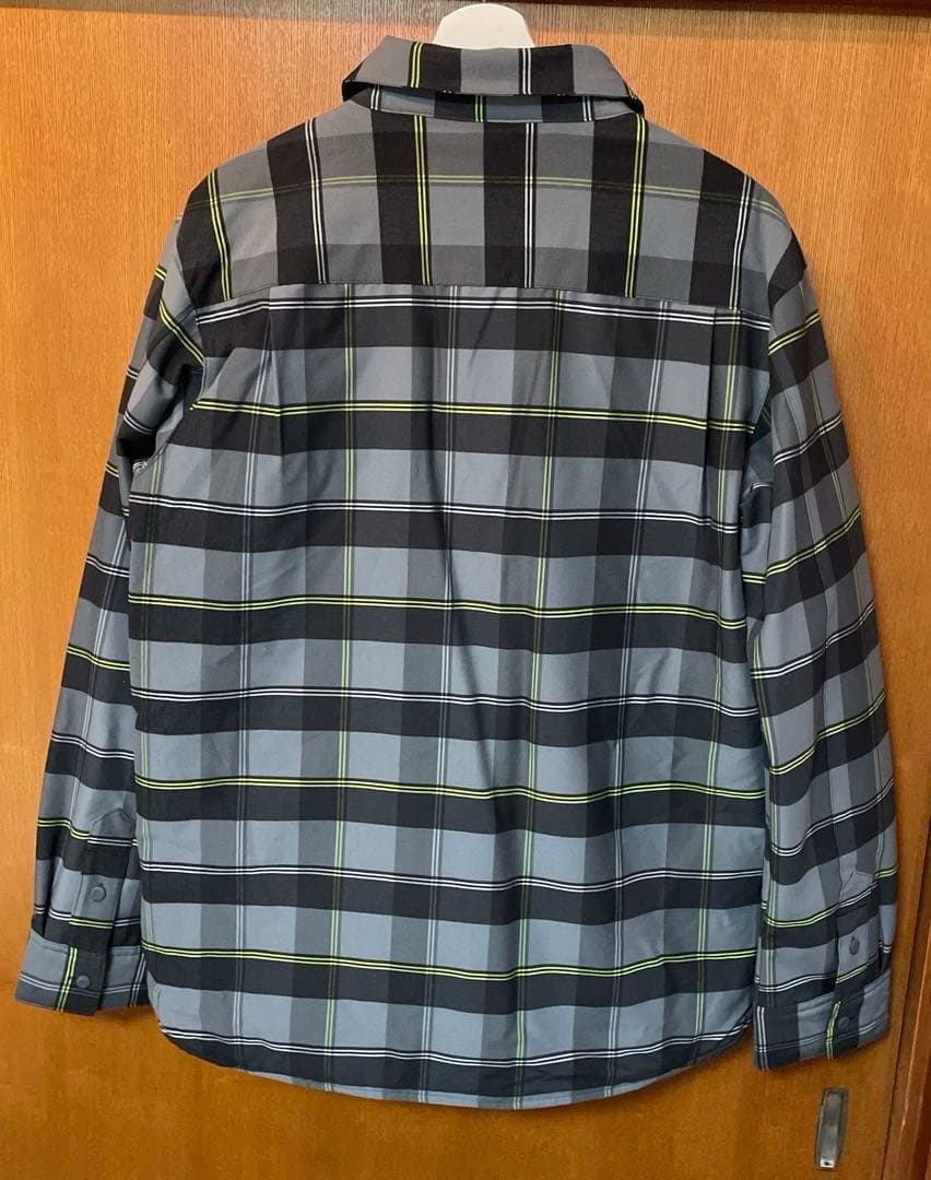 未使用　NIKESB ナイキエスビー　スノーボード　ウェア　チェック　ダウン