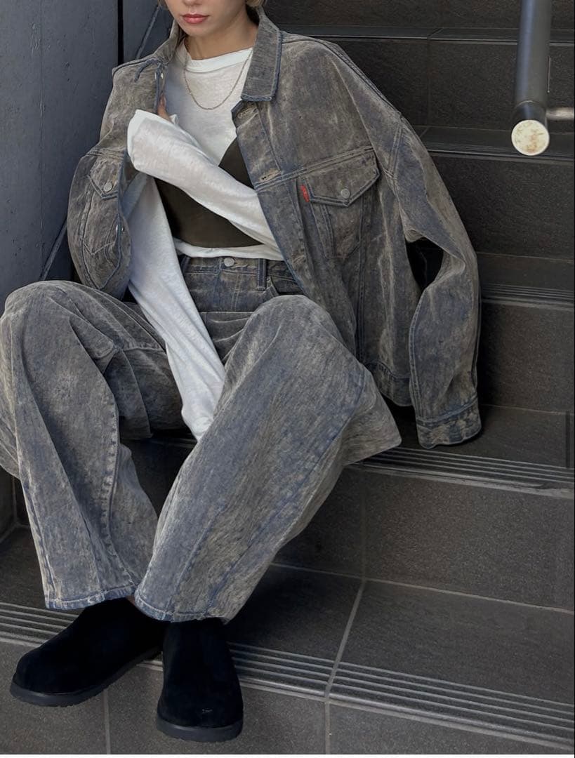 ungridフロッキー起毛カーブデニム