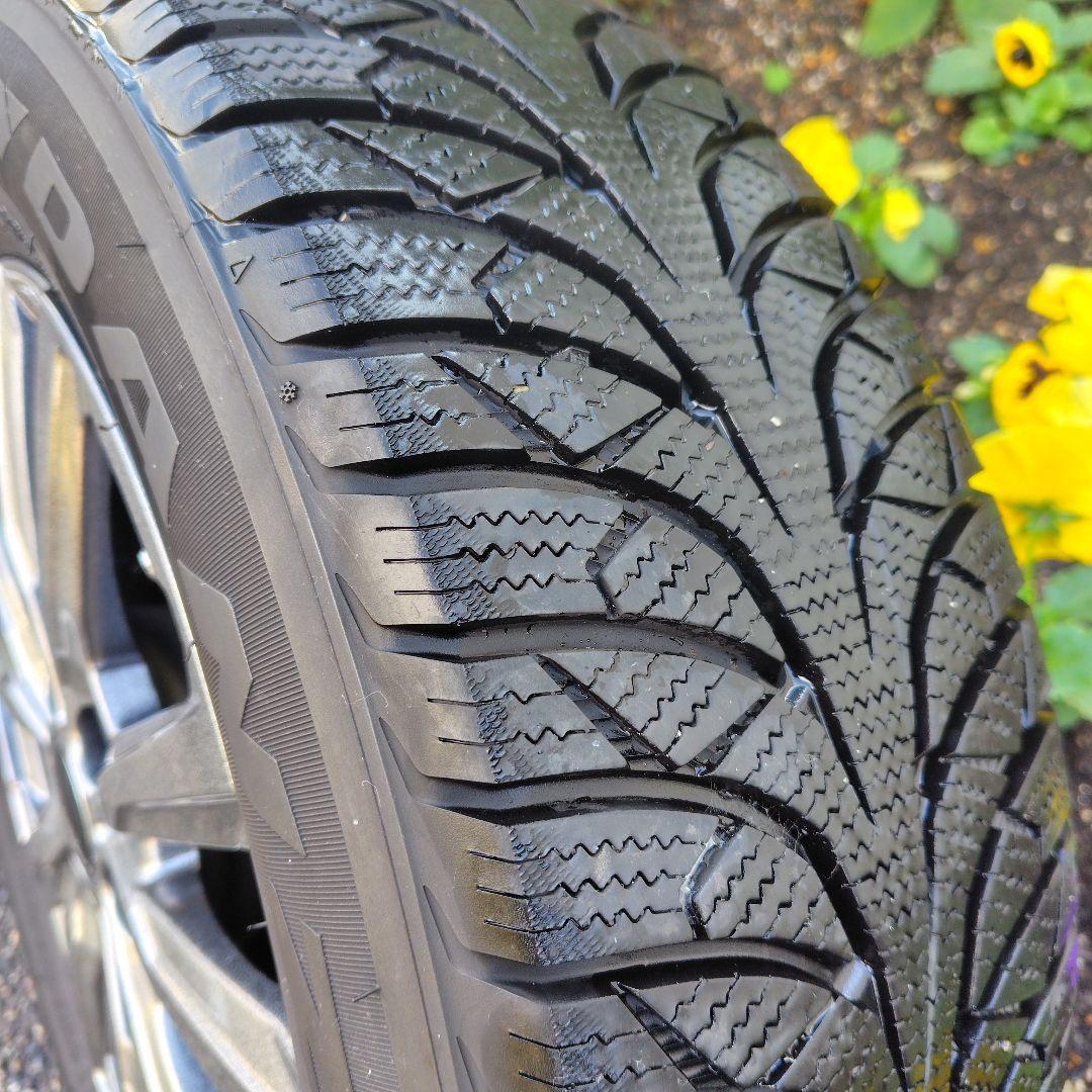 も*ん様 Q*n様 シバタイヤ スタッドレス 15インチ アルミ付 30プリウス