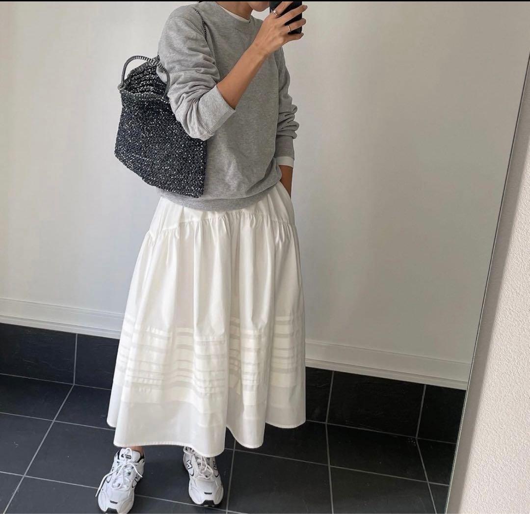 【pekopoko】eldo エルド　ピンタックロングスカート ホワイト