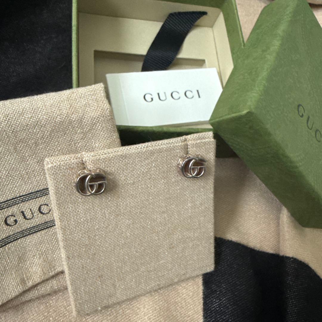 ma　GUCCI ダブルGロゴ ピアス　ユニセックス