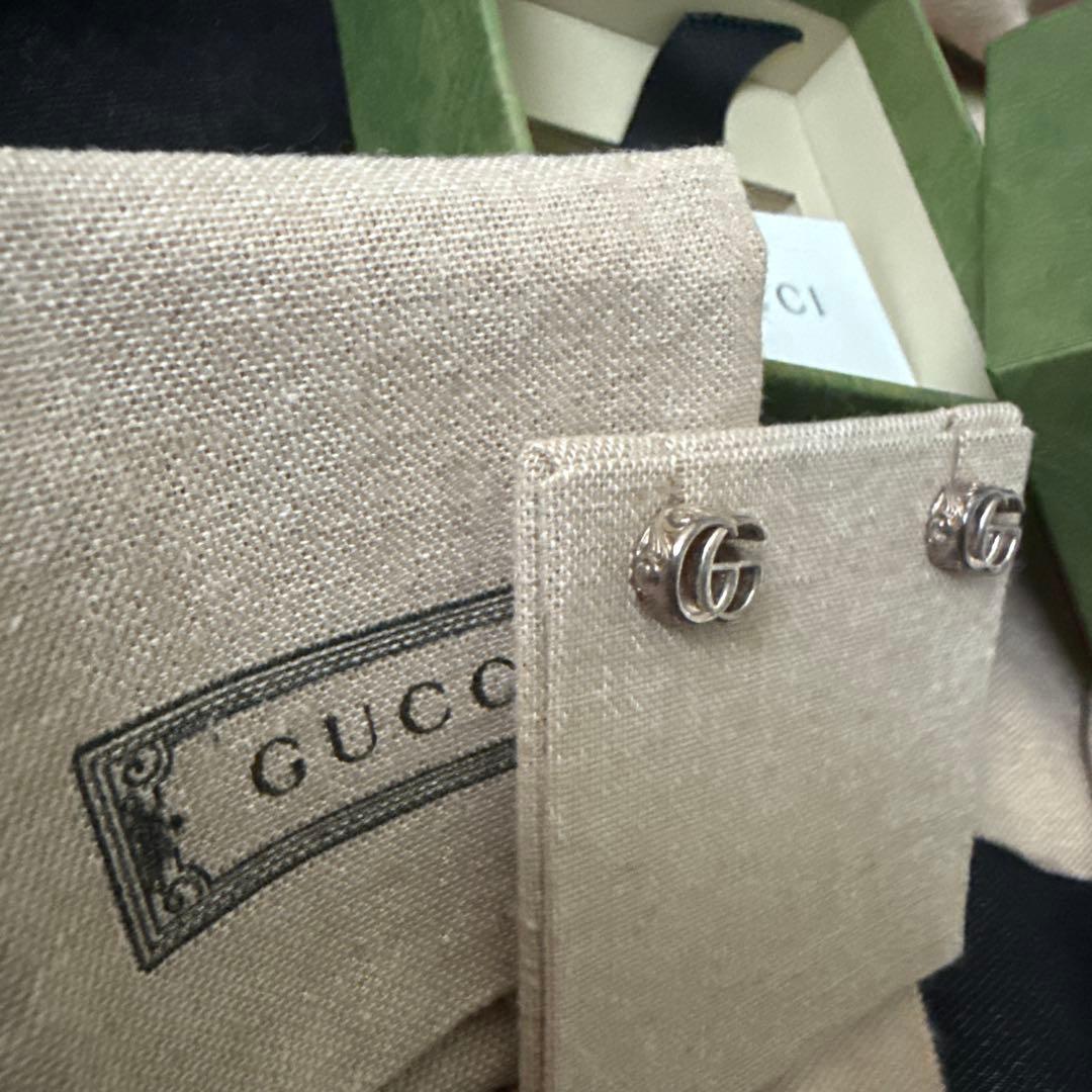 ma　GUCCI ダブルGロゴ ピアス　ユニセックス