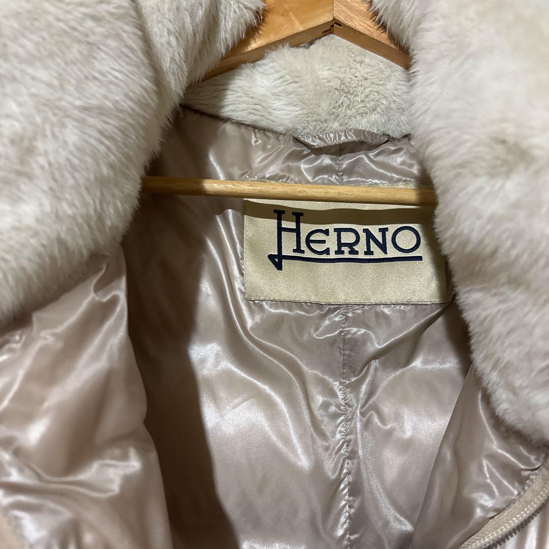 【八菜】HERNO ベージュ ダウンコート エコファー 素材切替ダウン