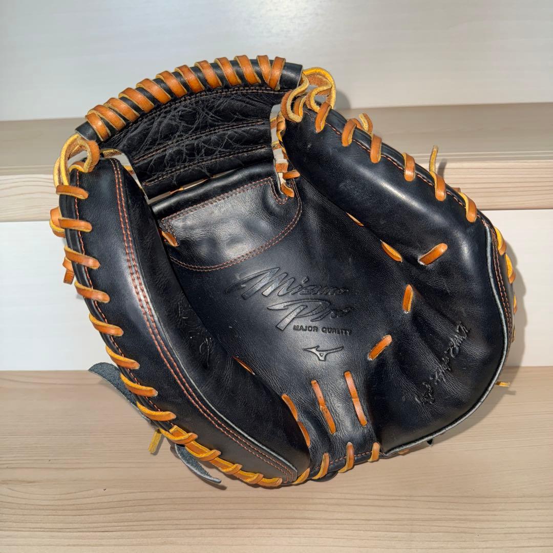 ★15日限定値下げ【ミズノプロ】一般軟式キャッチャーミット號 M-R型グラブ袋付