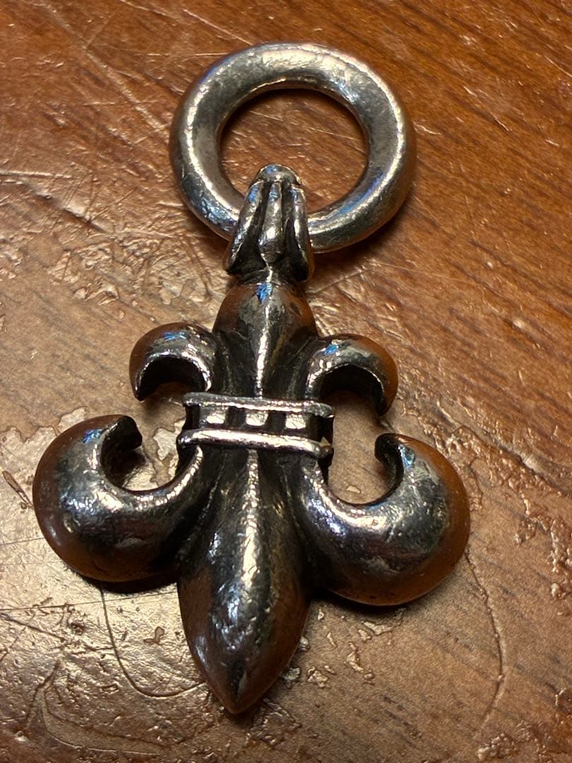 シルバーホース(silver horses)フレアペンダント