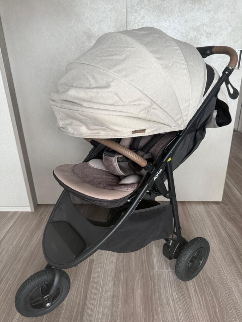 アップリカ Aprica スムーヴ プレシャス ベージュ