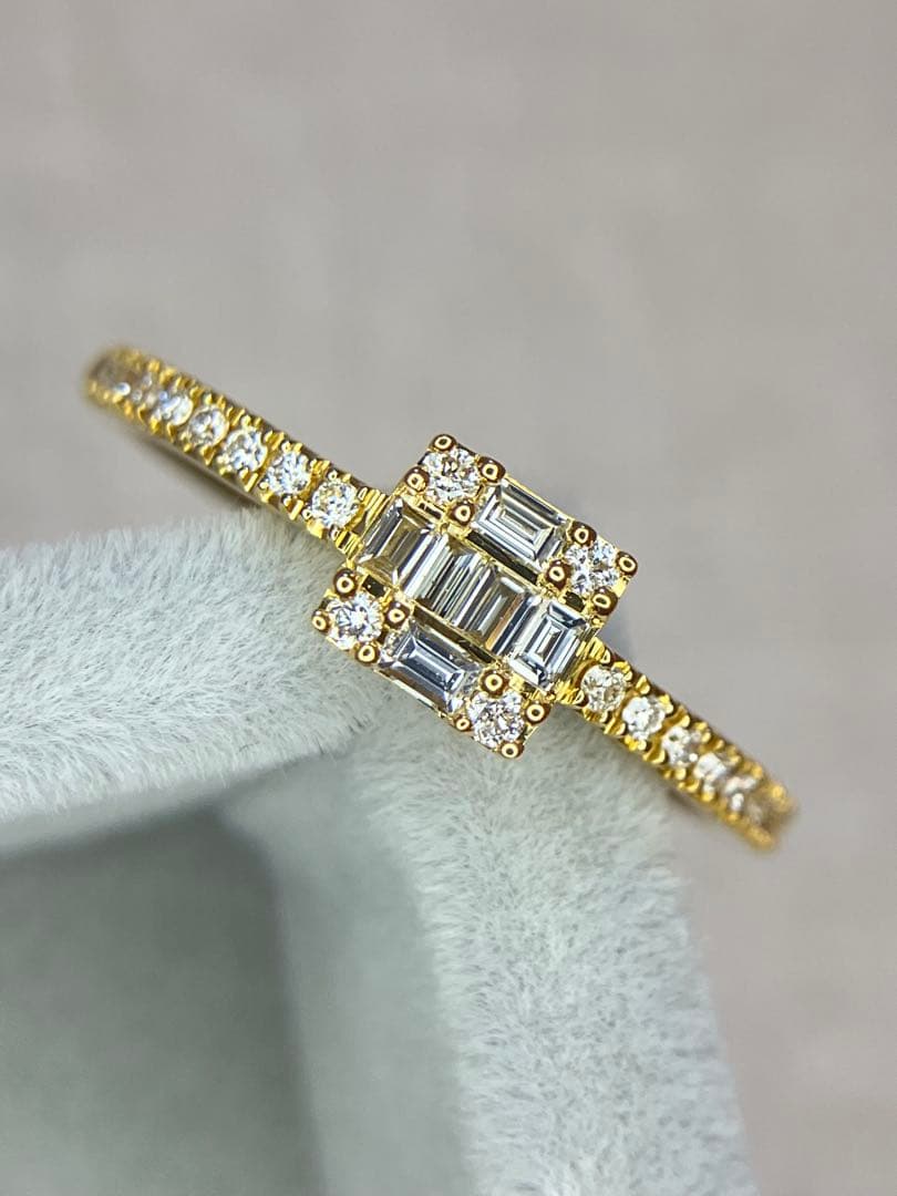 ベルシオラ　バケットカットダイヤモンド　リング　k18 0.24ct 13号