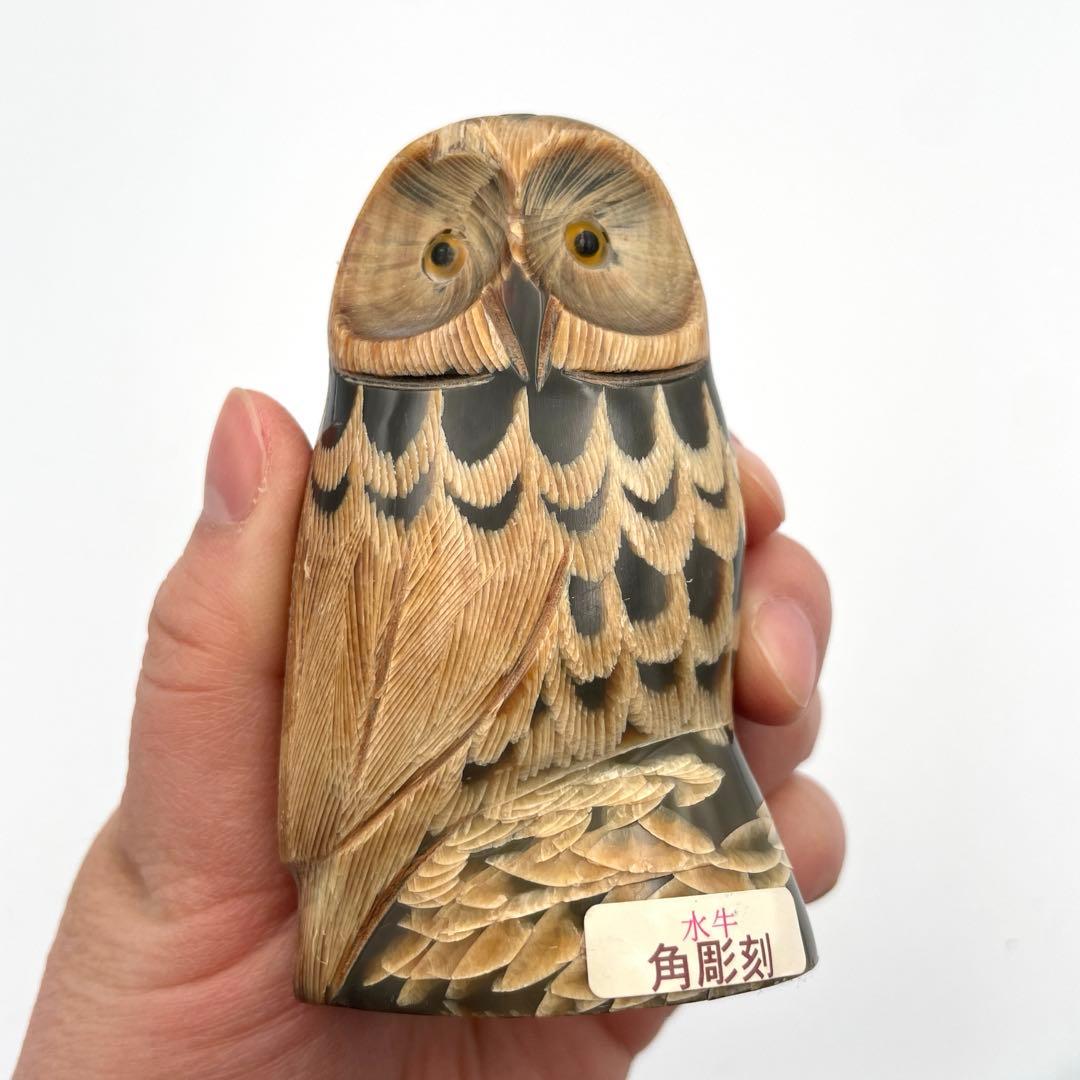 フクロウの水牛角彫刻置物