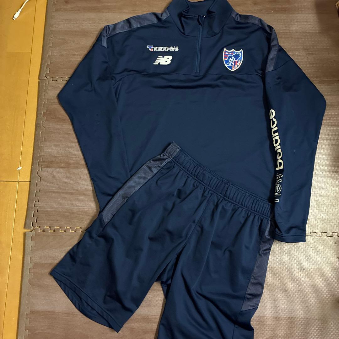 ニューバランス　FC東京　トレーニングウェア　上下セット　スポンサー