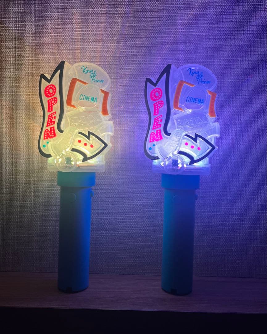 King & Prince ✴︎STARRING ペンライト（２本セット）