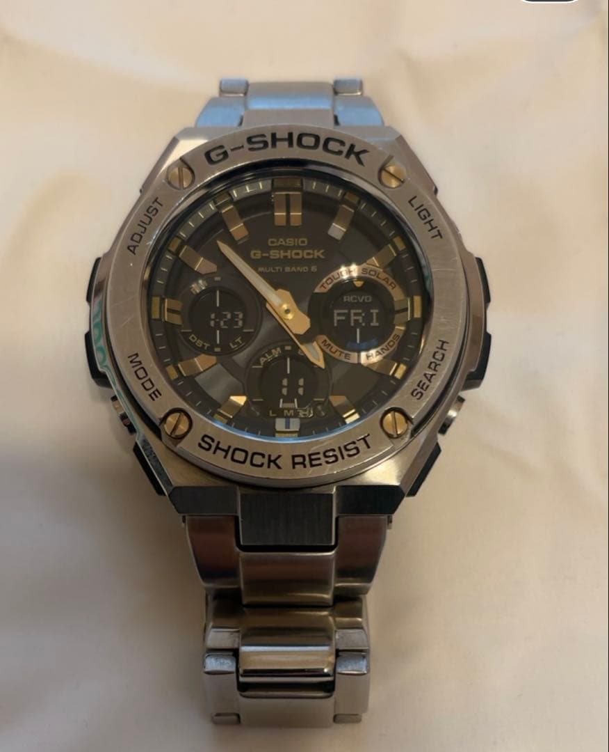 時計 G-SHOCK GST-W110D