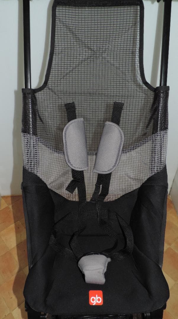 綺麗/pockit air/６カ月～２２ｋｇ/畳むとコンパクト/クリーニング済