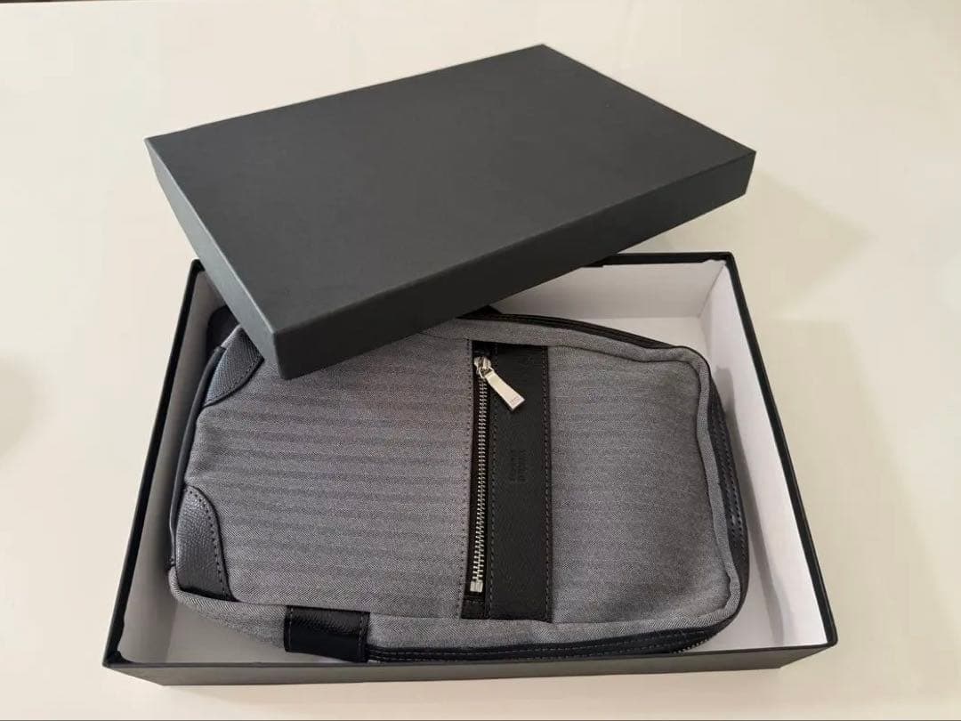 値下け 美品 TAKEO KIKUCHI メンズ 斜め掛け ワンショルダーバッグ