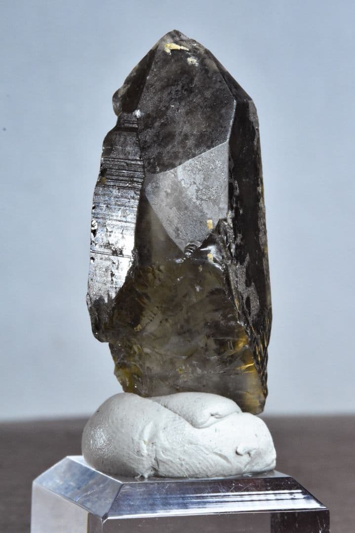 タンザニアSongea産 スモーキークォーツ