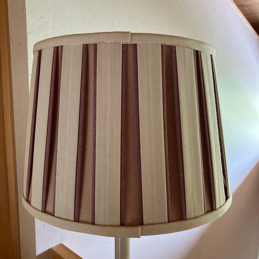 ローラアシュレイ　フロアランプ