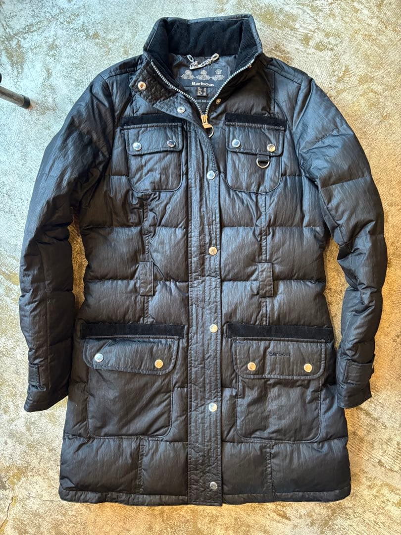 【美品】【サンプル】Barbour バブアー　ダウンコート　M(レディース)