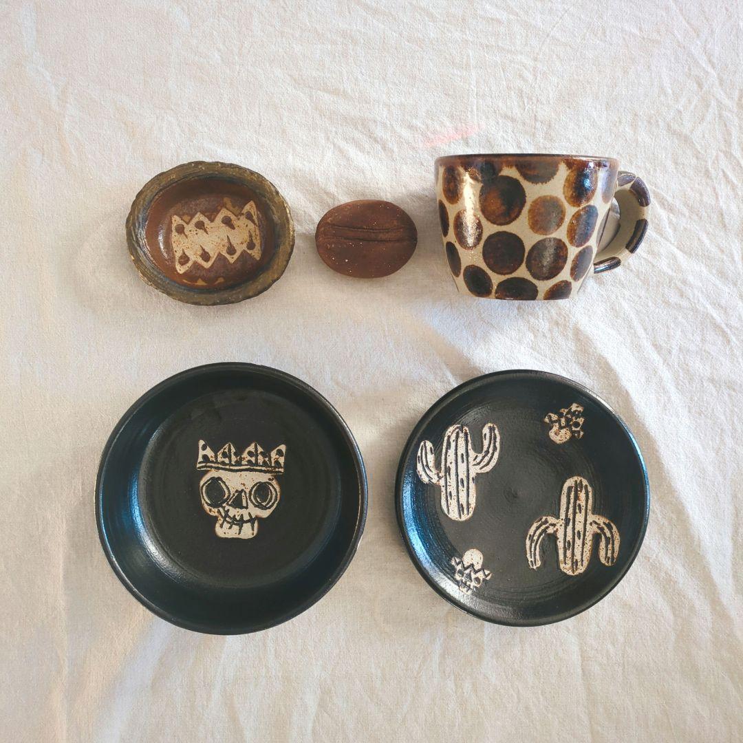 新品 工房十鶴さんのマグカップと小皿など5点セット② やちむん 作家もの