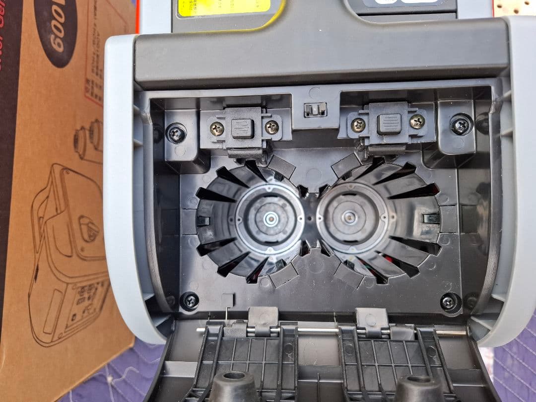 ナカトミEIGC-600D インバーター発電機