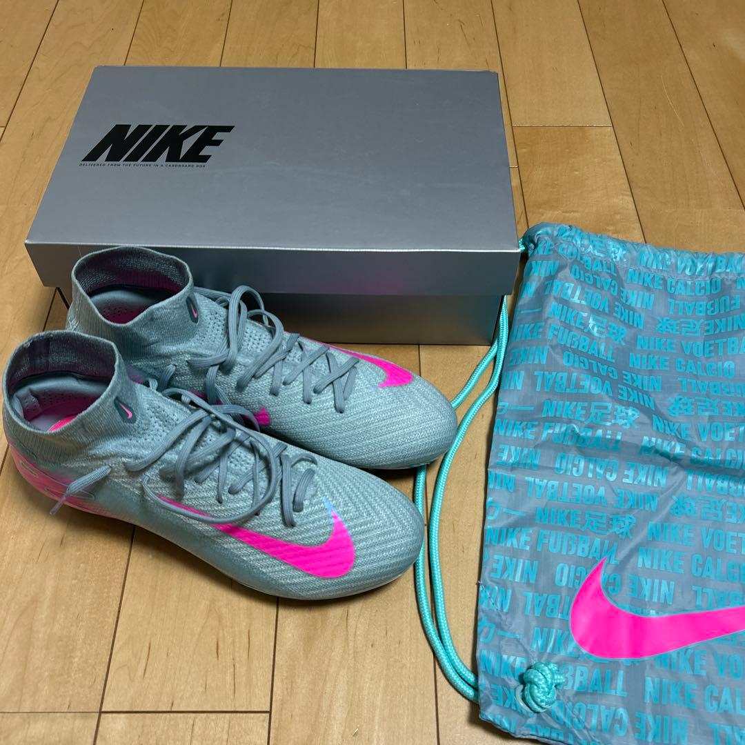 NIKE スパイク　27.5センチ