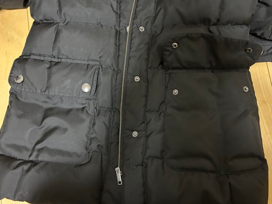BURBERRY ブラック ダウンジャケット