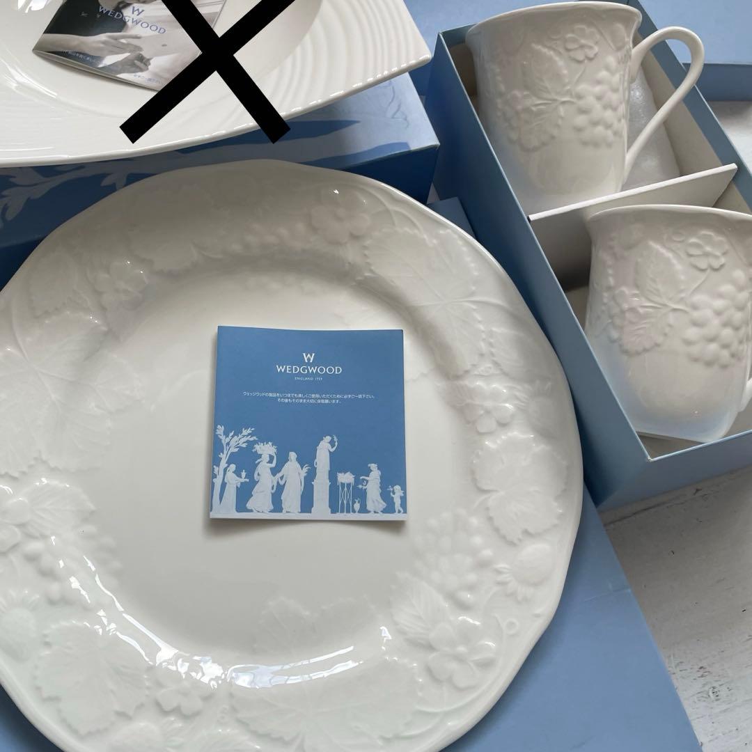 新品箱ありストロベリー＆バインエスリアルスクエアボール4点セット