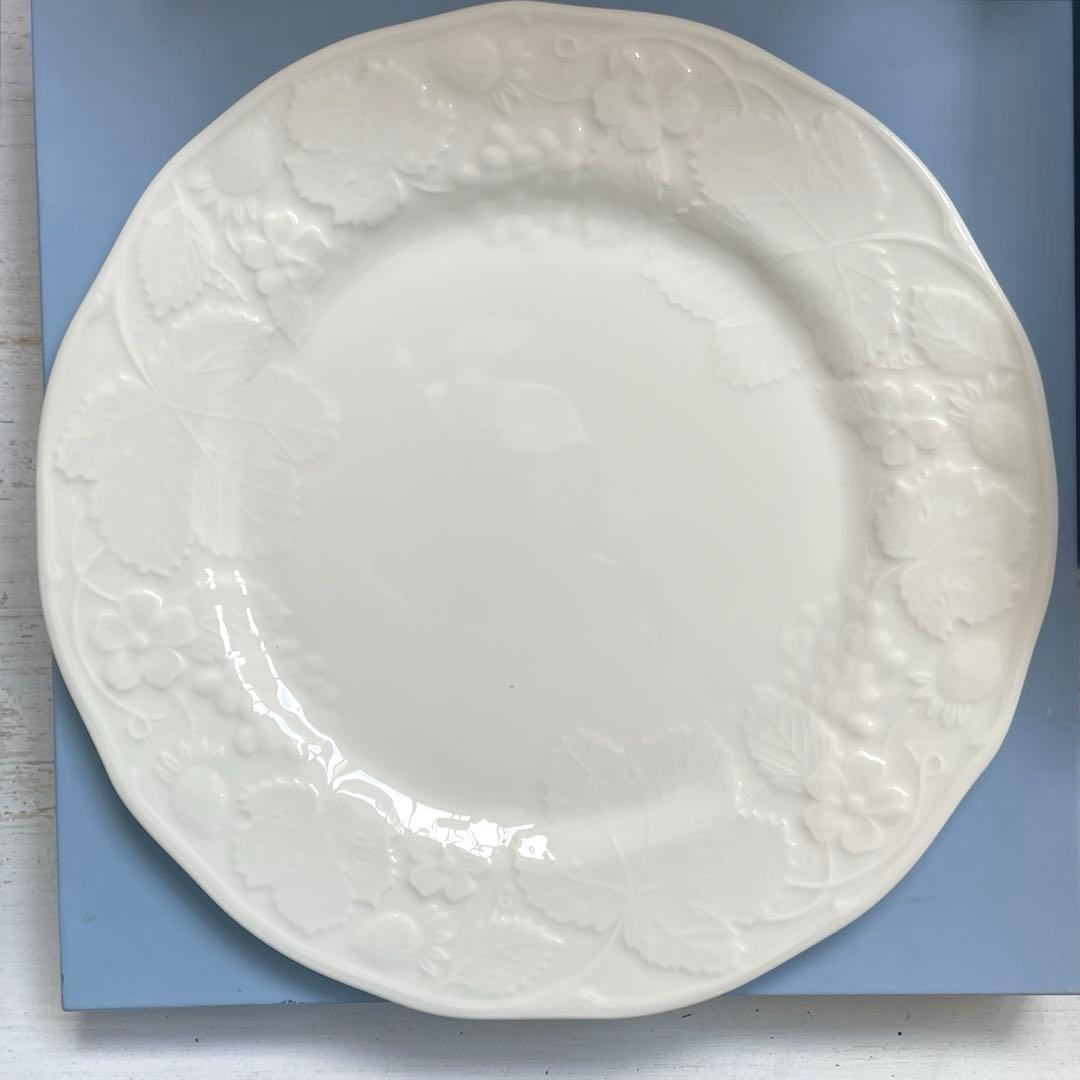 新品箱ありストロベリー＆バインエスリアルスクエアボール4点セット