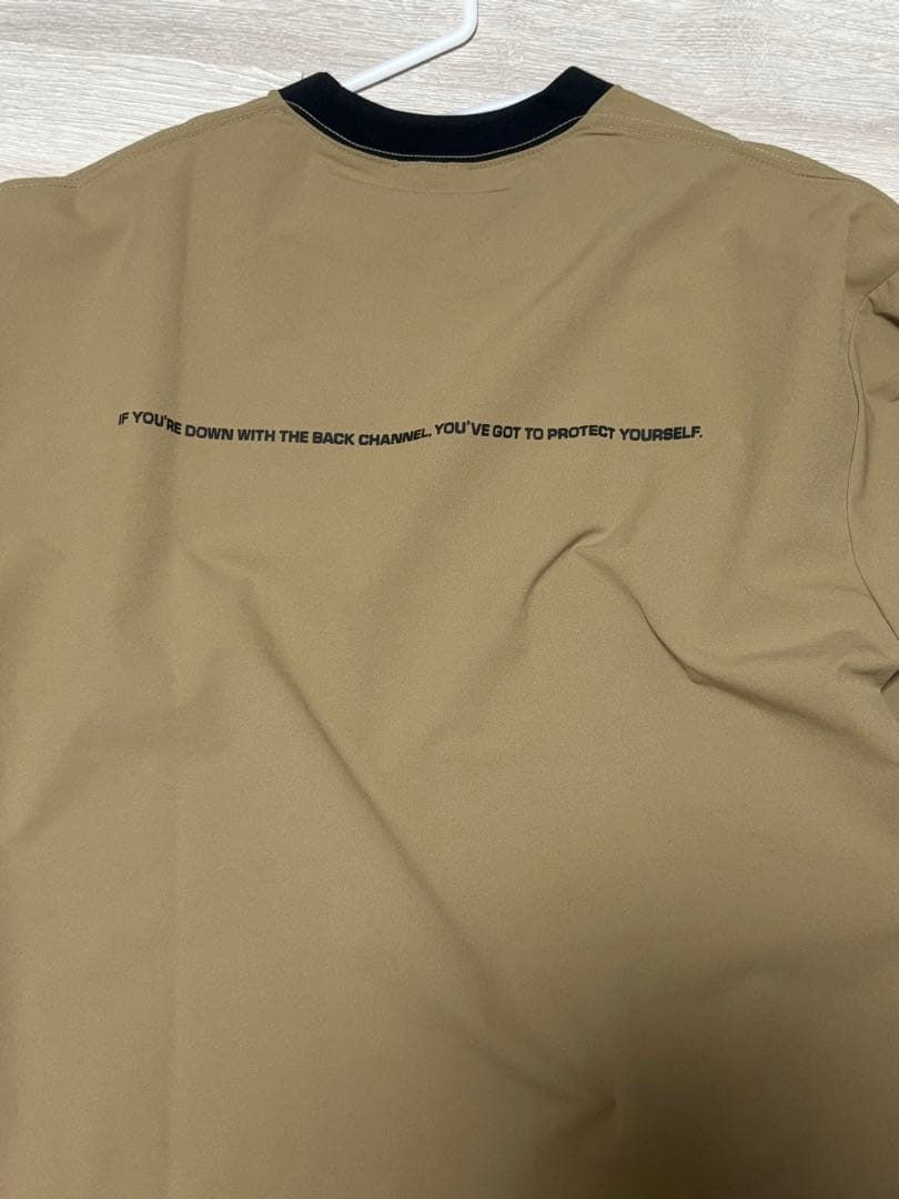 BackChannel ベージュ　ロンT