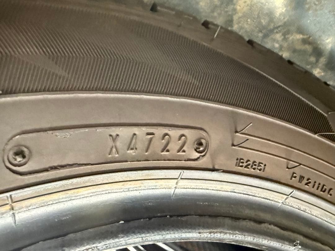 かわダンロップスタッドレス175／65R15 84Q深溝