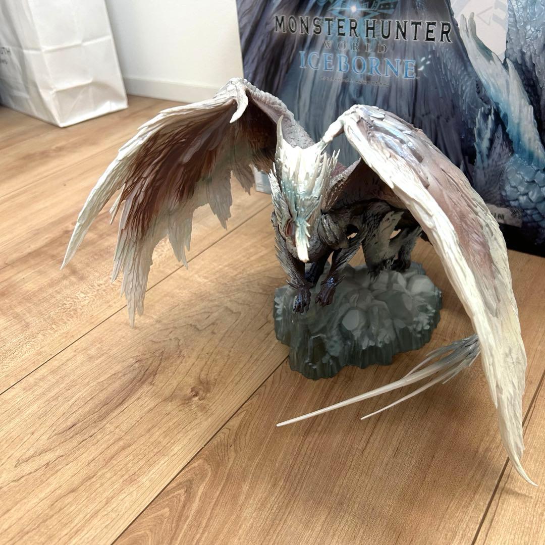 モンハン モンスターハンター イヴェルカーナ フィギュア 一番くじ A賞　開封済