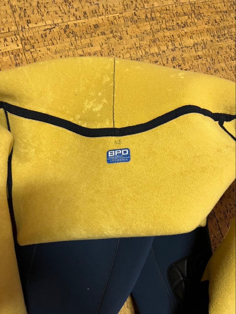 匿名配送　美品　BEWET ドライスーツ