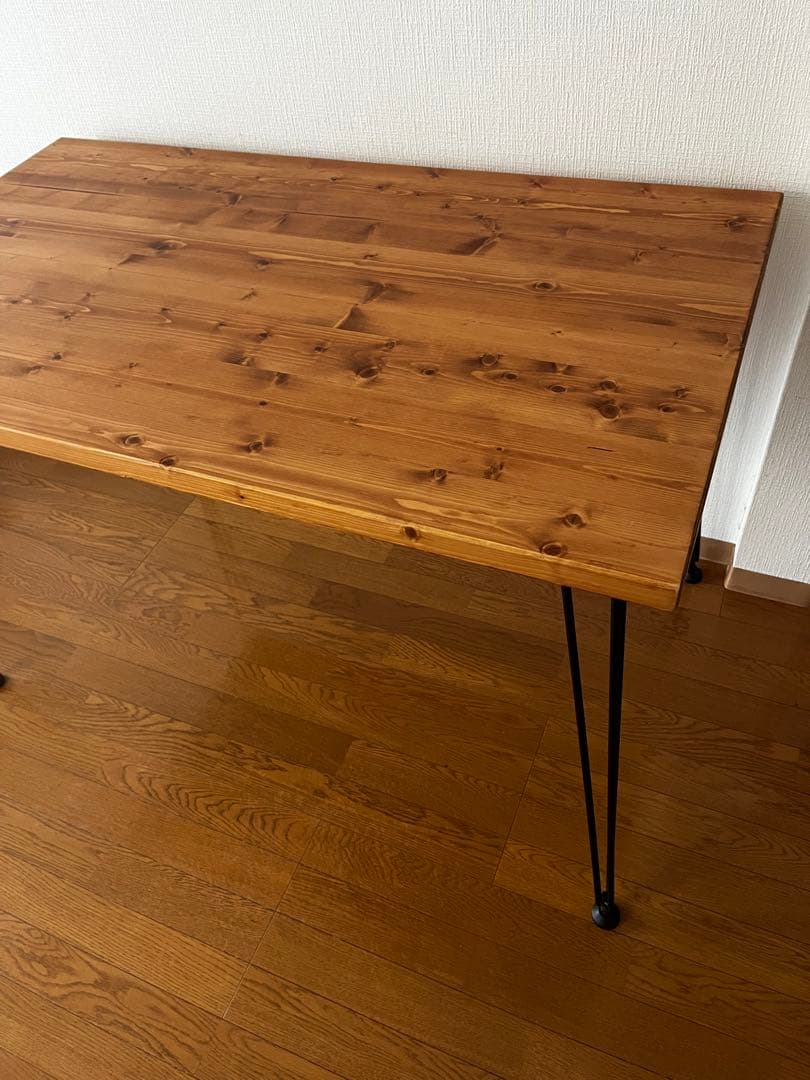 ロウヤテーブル