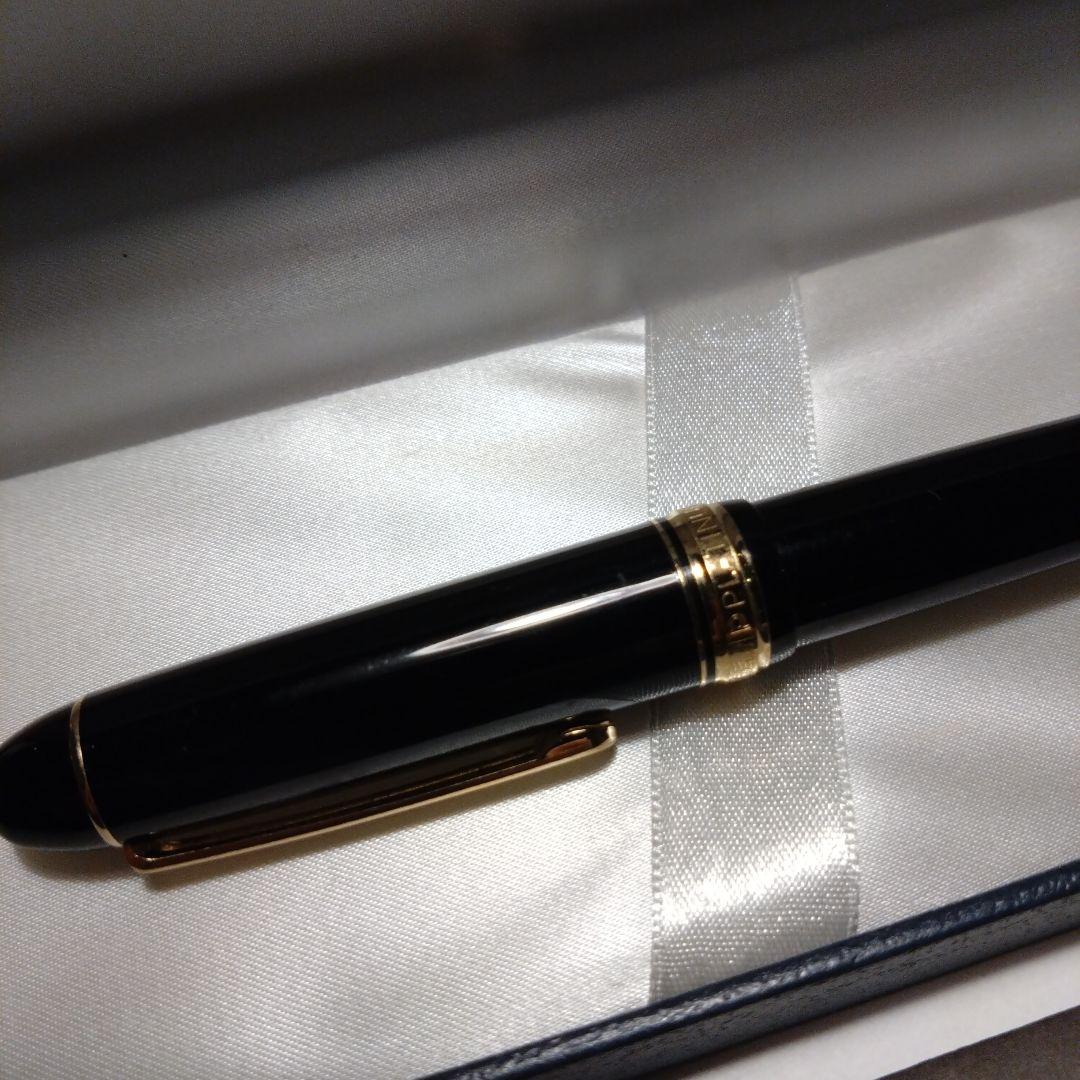 Platinum　#3776　万年筆　黒　14K　SF　585