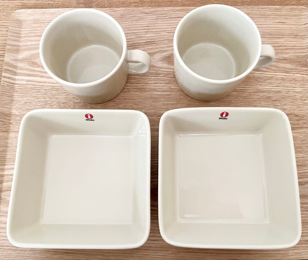 イッタラ　ティーマ　リネン　スクエアプレート　カップ　セット