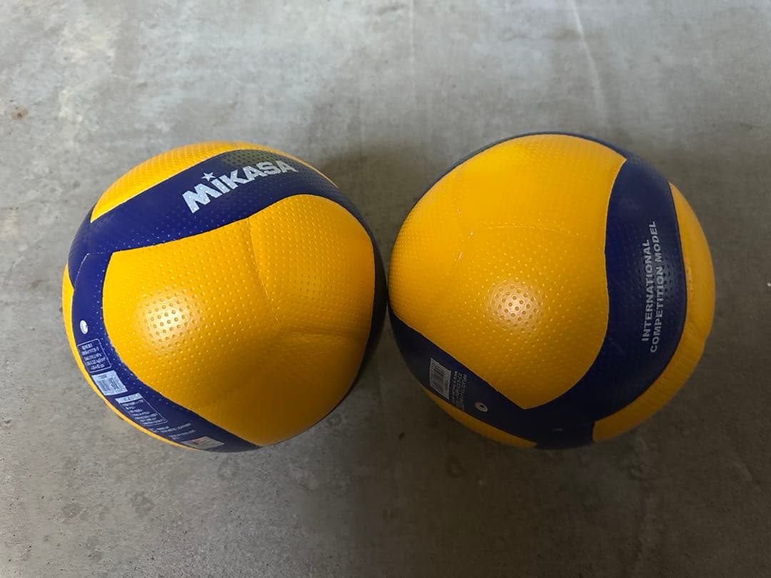 2点 美品 MIKASA バレー5号 国際公認球 高校試合球 黄/青V300W