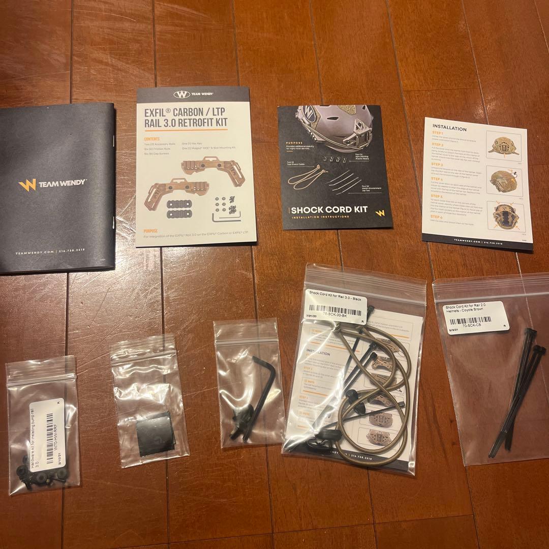 チームウェンディ　カーボンヘルメット　コヨーテ　size2 L/XL おまけ多数